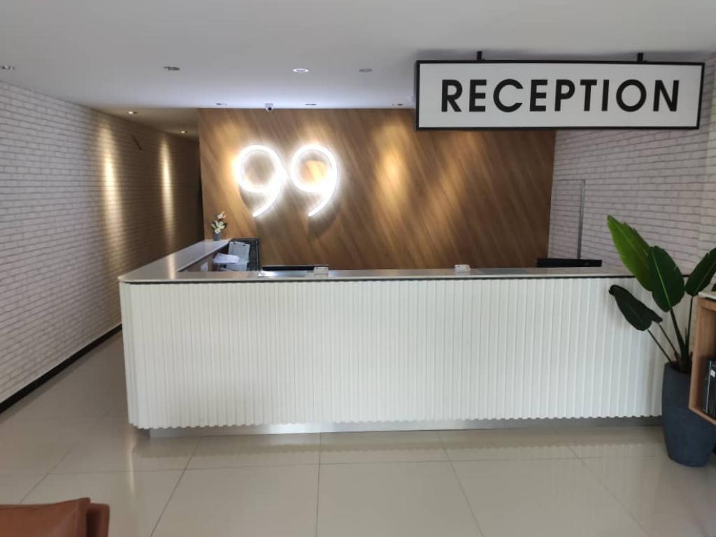 Hotel-99-Seri-Kembangan-Lobby-and-facility-1