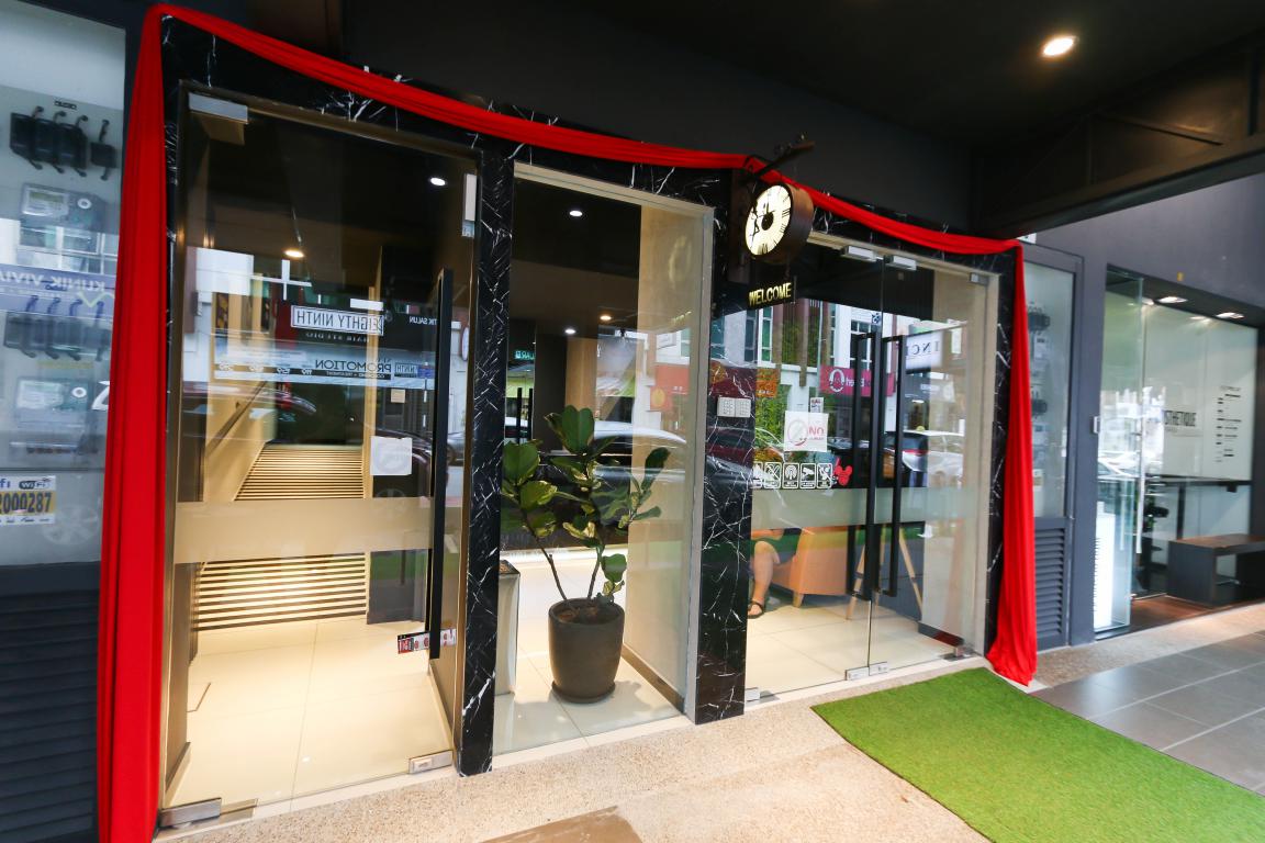 hotel-99-sri-petaling-bukit-jalil-lobby-and-facilities-1