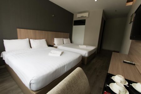 DELUXE-DOUBLE-ROOM-KLCT-HOTEL-99-3