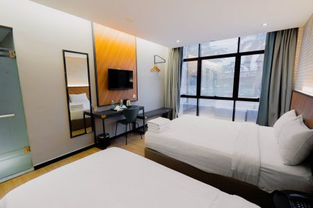 HOTEL99 SERI KEMBANGAN DELUXE FAMILY (2)