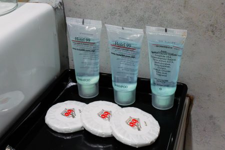 HOTEL99 SERI KEMBANGAN DELUXE FAMILY (3)