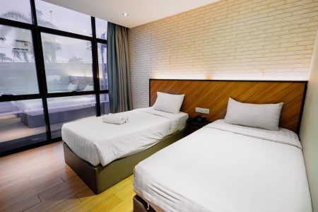 HOTEL99 SERI KEMBANGAN DELUXE TWIN (2)