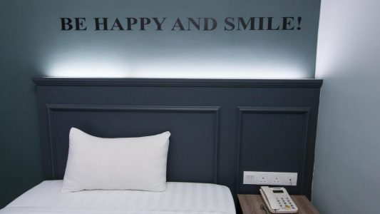 Hotel-99-Bandar-Puteri-Puchong-Deluxe-Single-Room-3