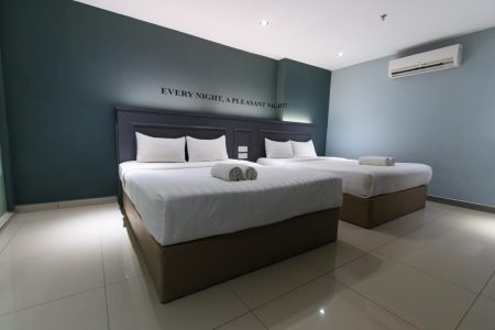 Hotel-99-Bandar-Puteri-Puchong-Super-Deluxe-Family-1