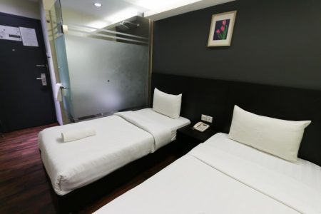 hotel-99-Klang-Meru-Superior-Twin-Room-4