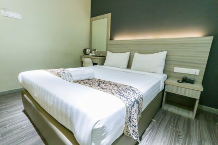 hotel-99-kepong-superior-queen-room-2