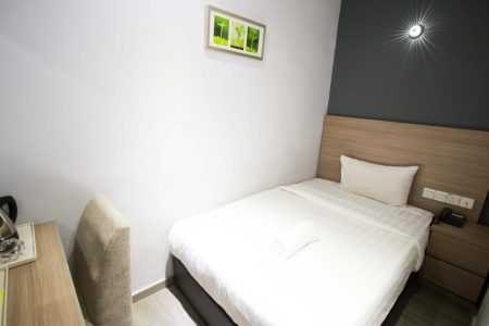 hotel-99-pusat-bandar-puchong-deluxe-single-room-2