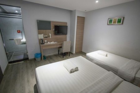 hotel-99-pusat-bandar-puchong-superior-family-room-3
