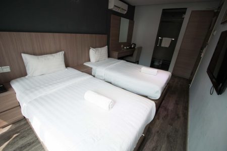 hotel-99-pusat-bandar-puchong-superior-twin-single-3